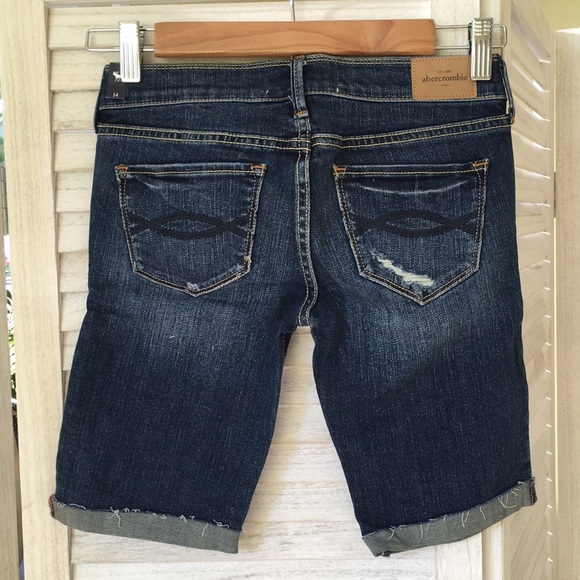 Abercrombie Jean Shorts NWT Size 00 (girls 14) - Picture 2 of 8